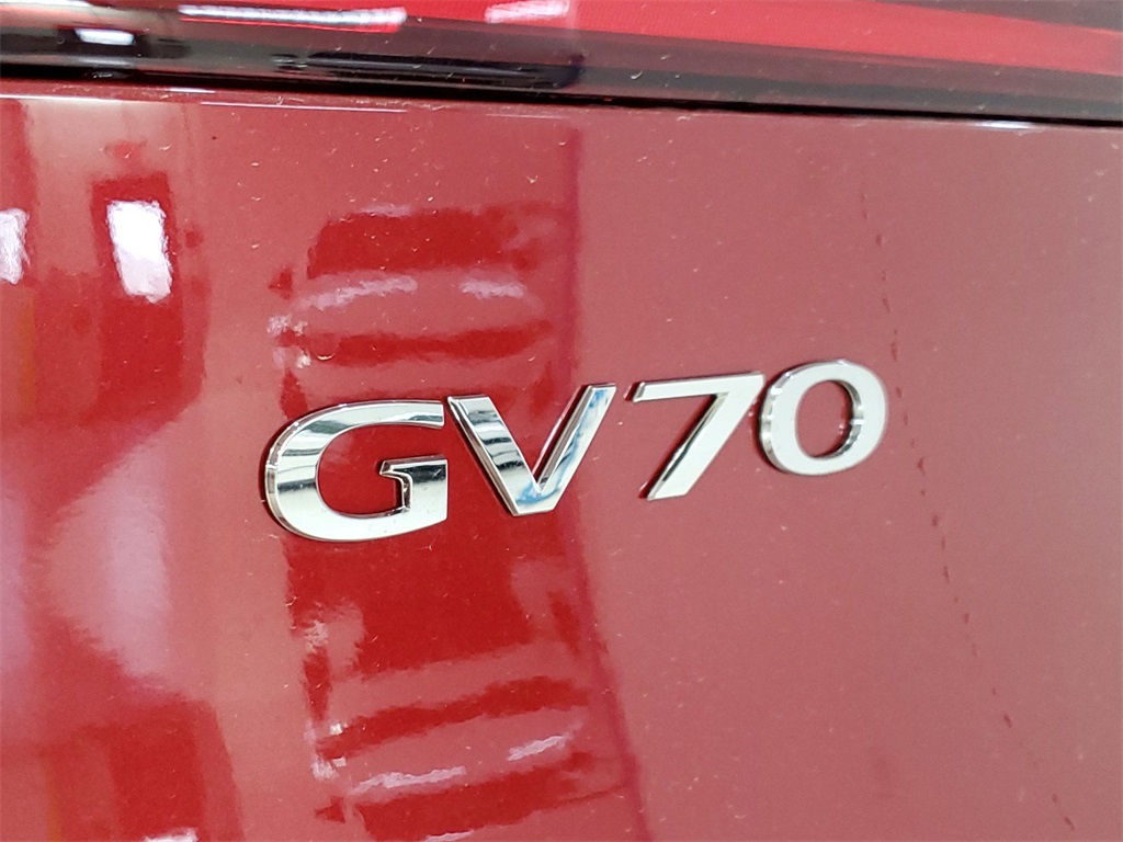 2024 Genesis GV70 2.5T 7