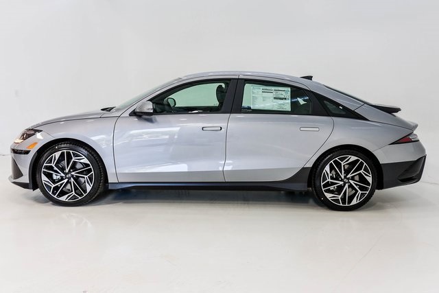 2023 Hyundai IONIQ 6 SEL 3