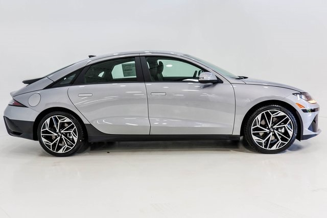 2023 Hyundai IONIQ 6 SEL 23