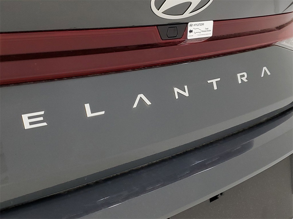 2024 Hyundai Elantra SEL 35