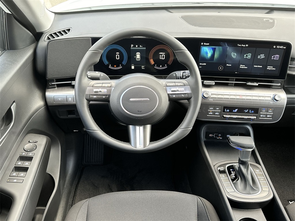 2025 Hyundai Kona SEL 17