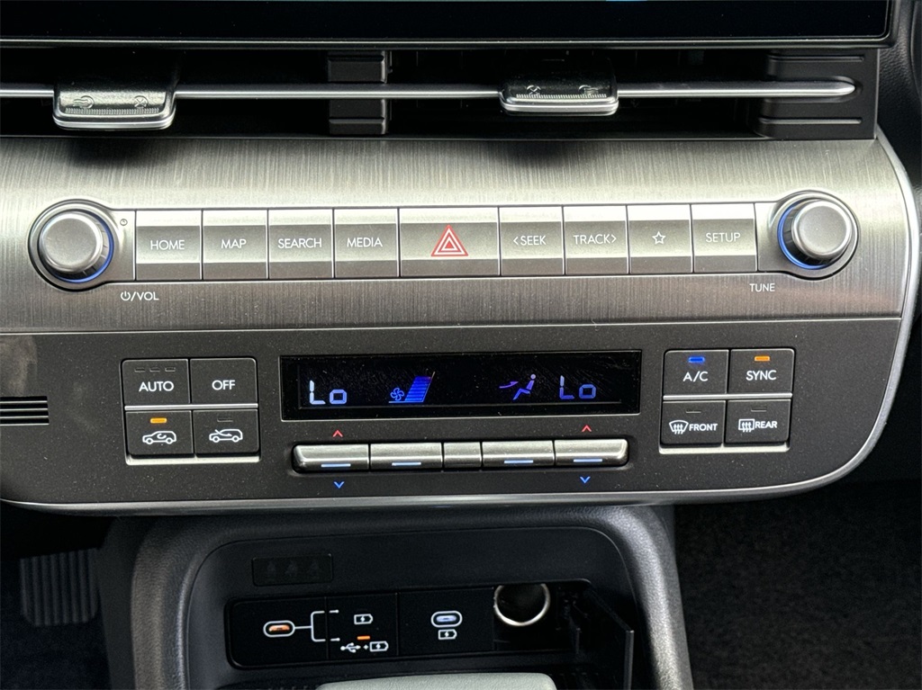 2025 Hyundai Kona SEL 28