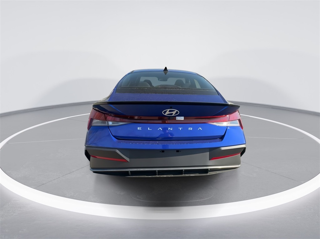 2025 Hyundai Elantra SEL 9