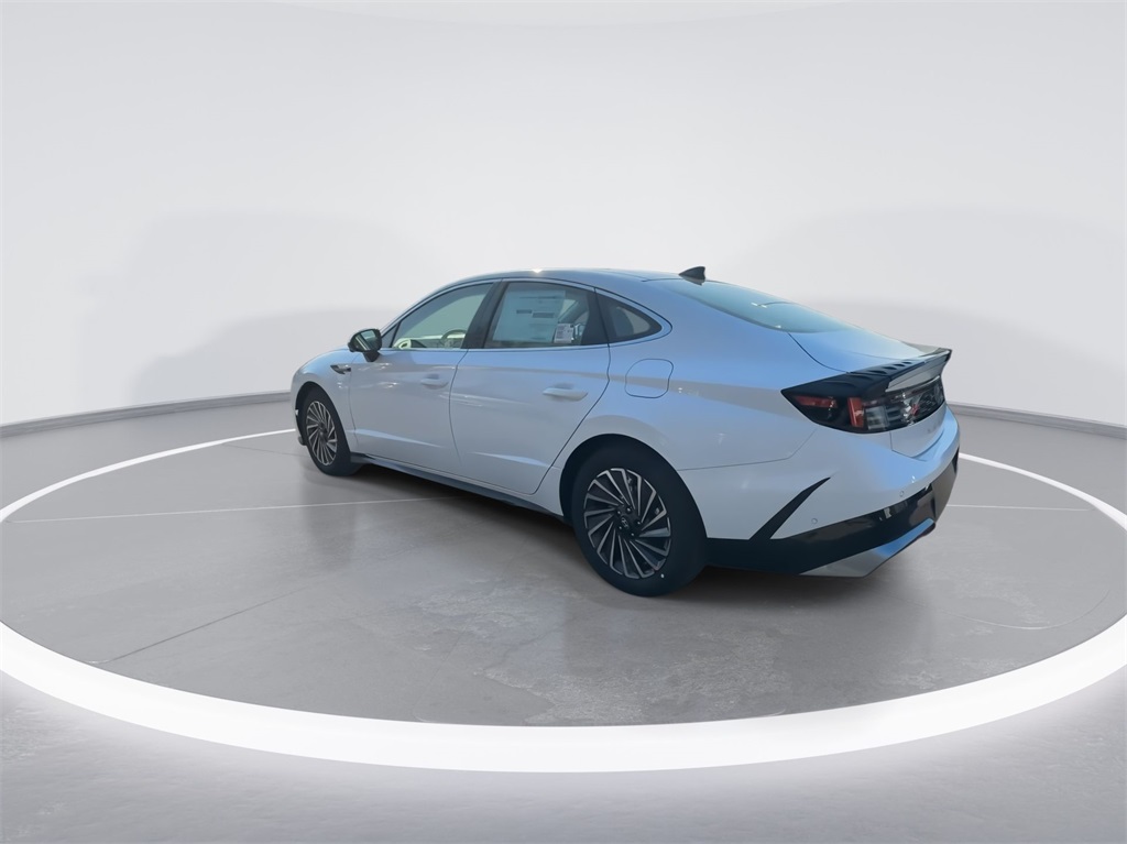 2025 Hyundai Sonata Hybrid Limited 8