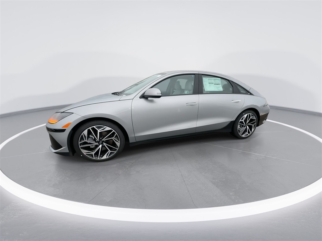 2025 Hyundai IONIQ 6 SEL 5