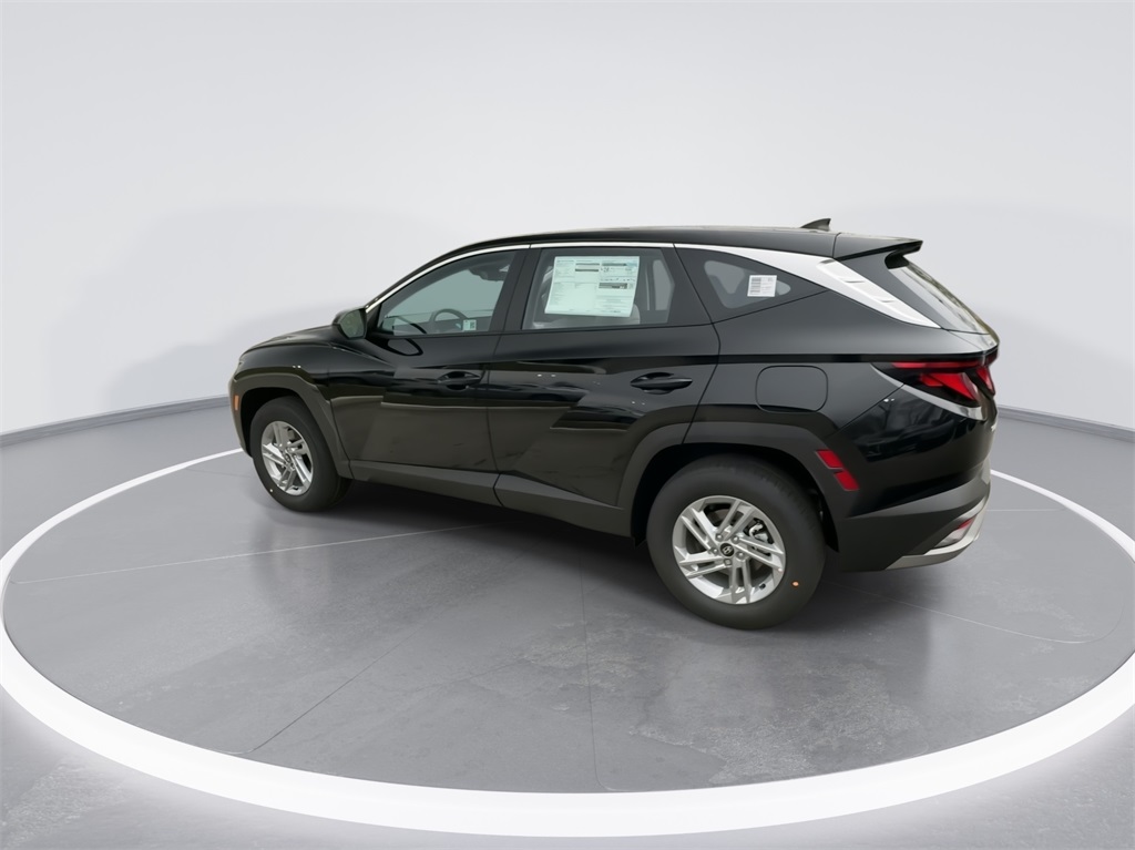 2025 Hyundai Tucson SE 8