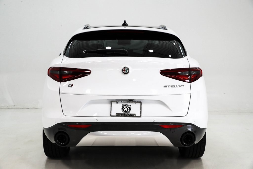 2023 Alfa Romeo Stelvio Ti 4