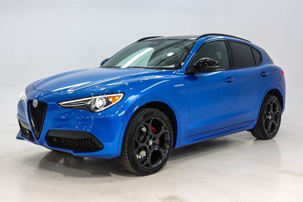 2023 Alfa Romeo Stelvio Veloce 26