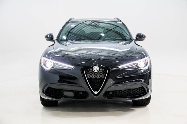 2023 Alfa Romeo Stelvio Ti 2
