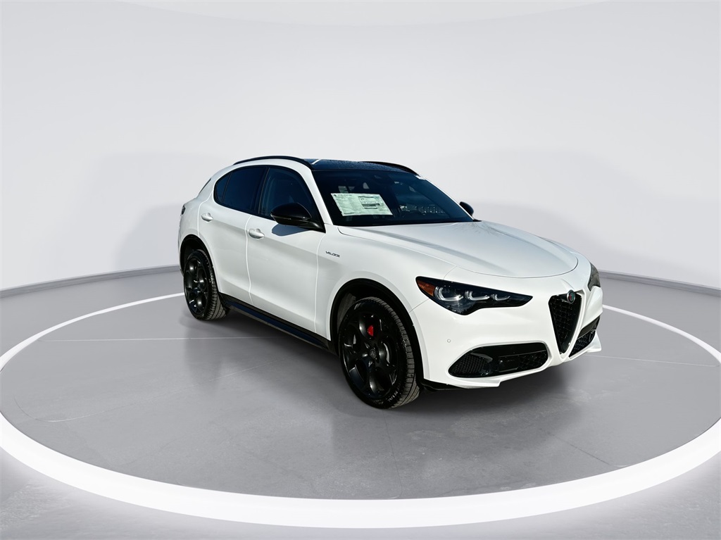 2024 Alfa Romeo Stelvio Veloce 2