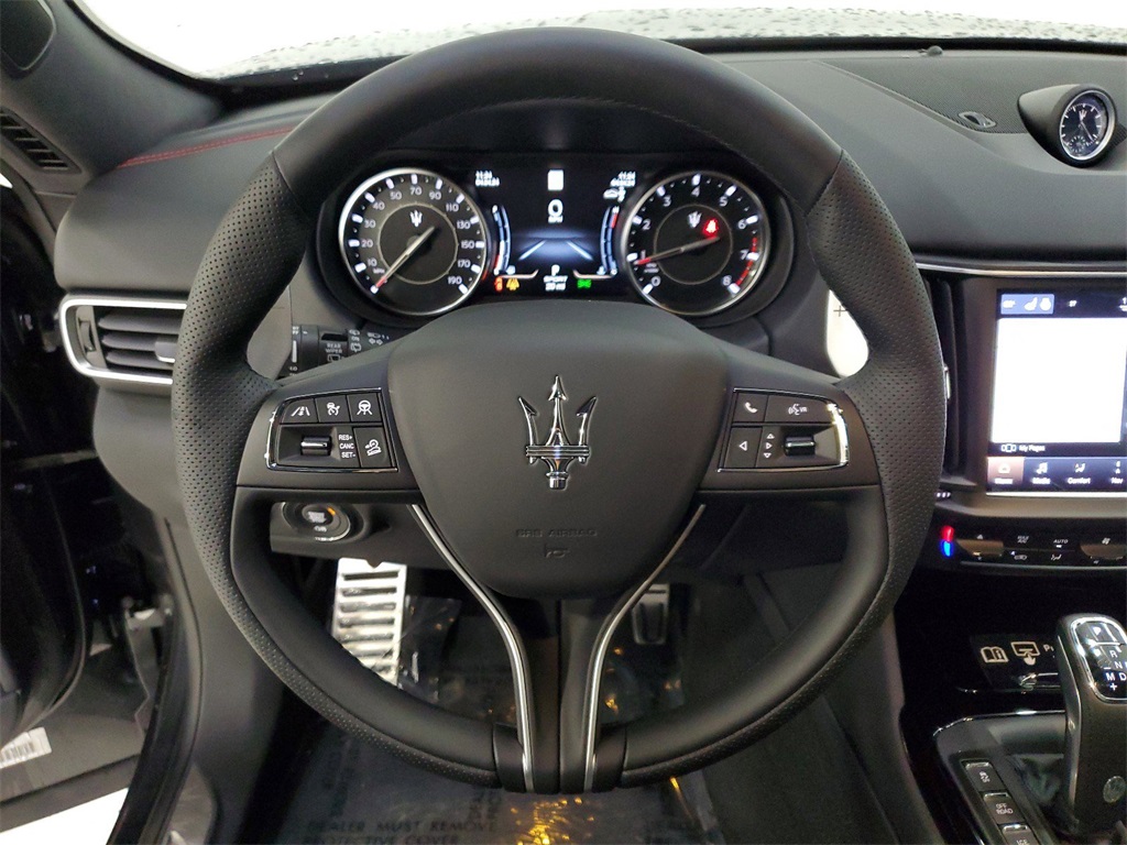 2024 Maserati Levante Modena 23