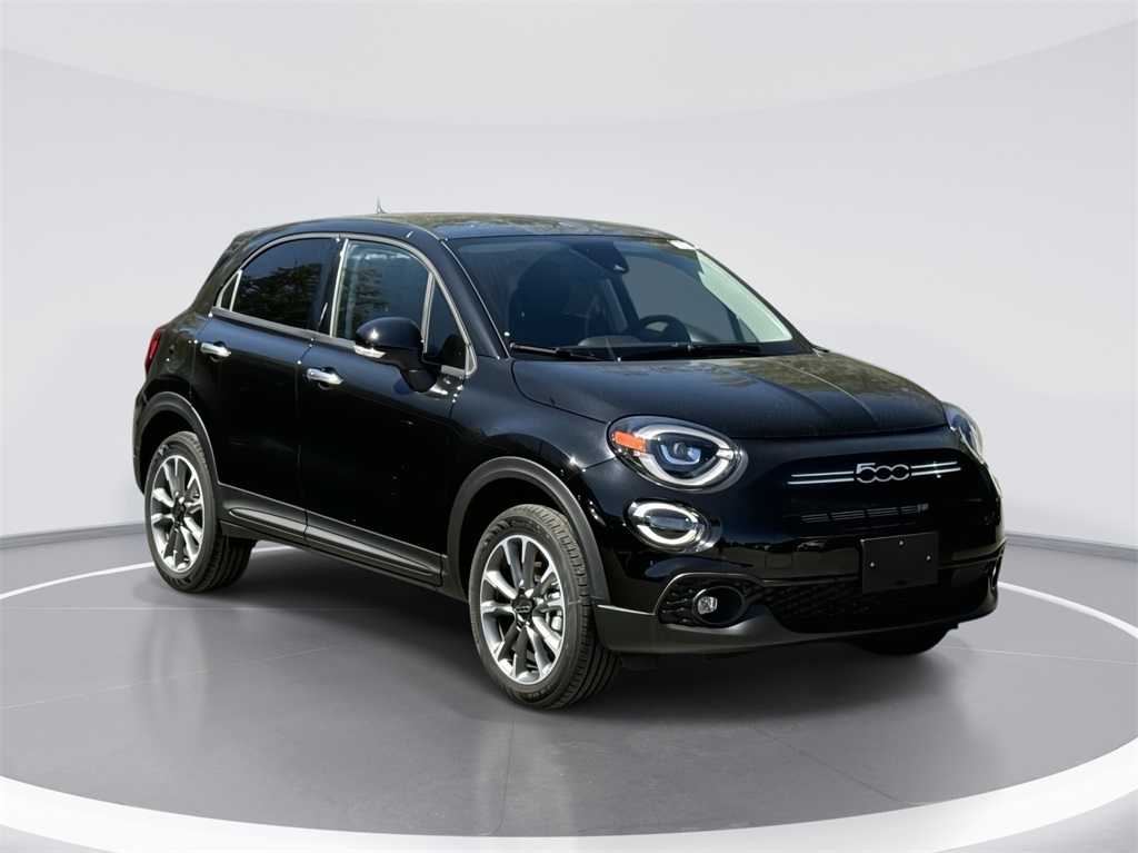 2023 Fiat 500X Pop 1