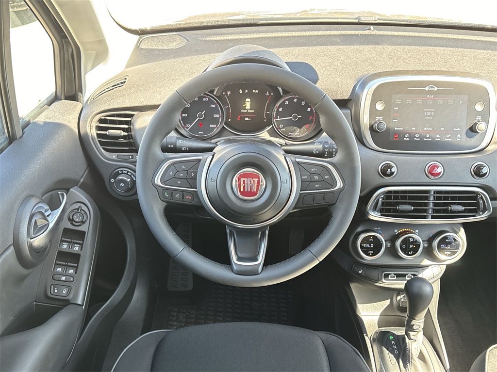 2023 Fiat 500X Pop 17