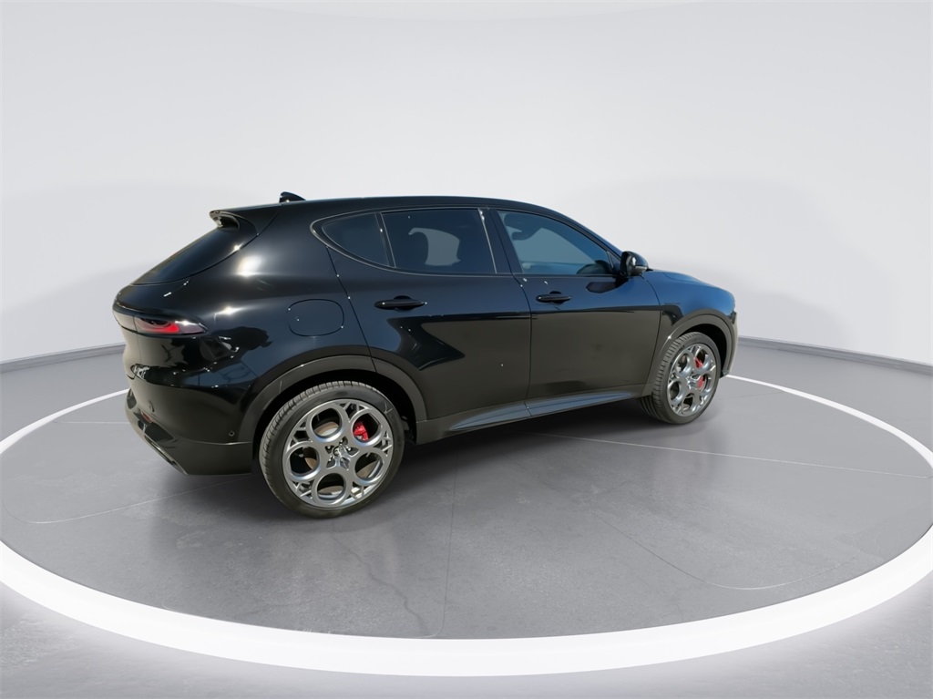 2024 Alfa Romeo Tonale Veloce 11