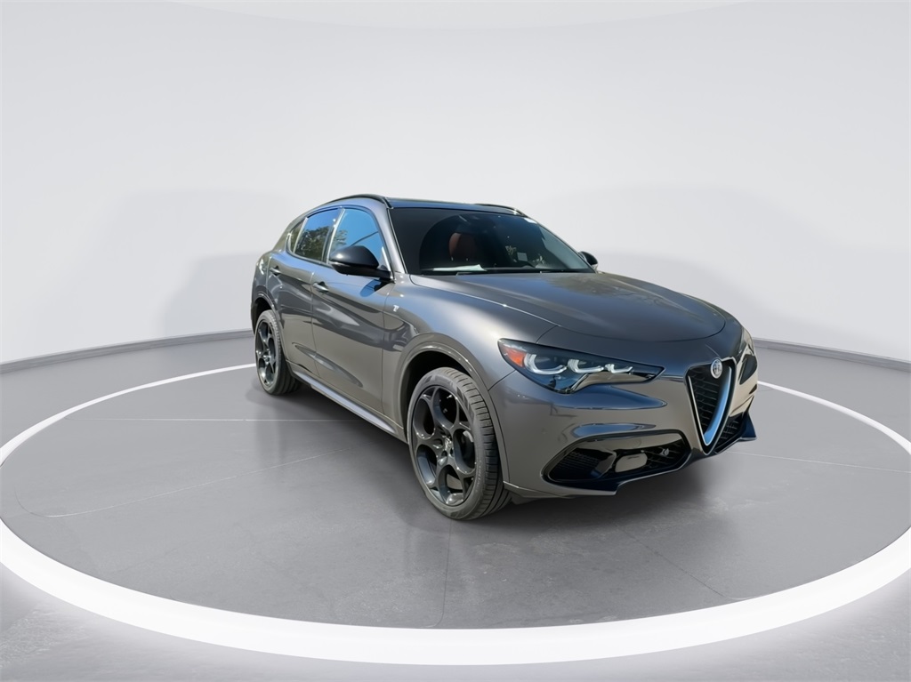 2024 Alfa Romeo Stelvio Ti 2