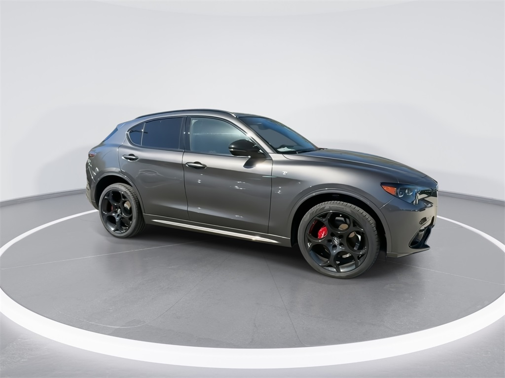 2024 Alfa Romeo Stelvio Ti 13