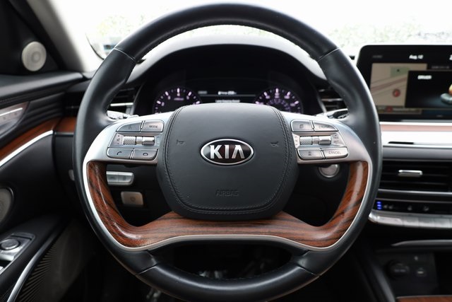 2020 Kia K900 Luxury 11