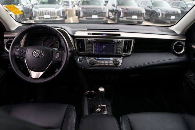 2013 Toyota RAV4 Limited 8