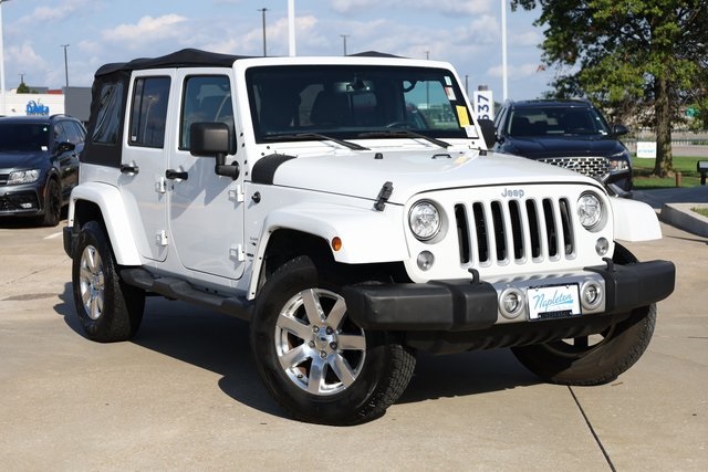 2018 Jeep Wrangler JK Unlimited Sahara 2