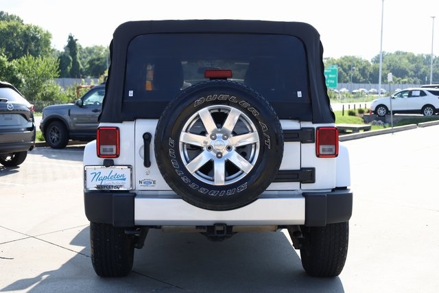 2018 Jeep Wrangler JK Unlimited Sahara 6