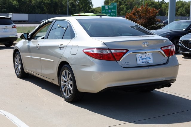 2015 Toyota Camry XLE 5