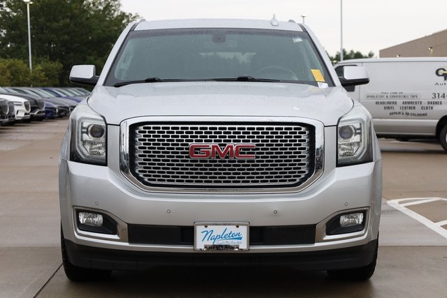 2016 GMC Yukon SLE 3