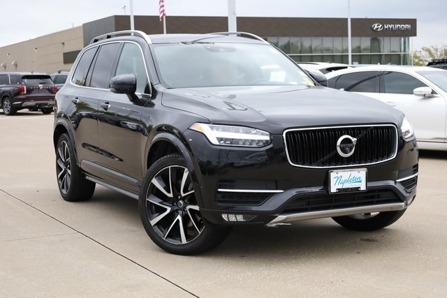 2018 Volvo XC90 T6 Momentum 2