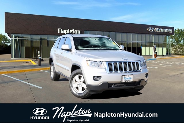 2012 Jeep Grand Cherokee Laredo 1