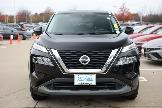 2021 Nissan Rogue SV 3