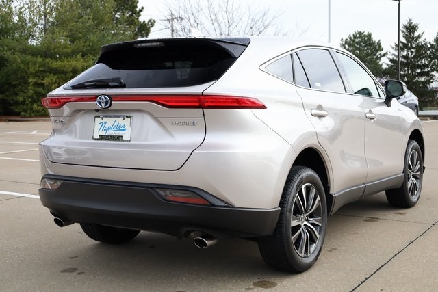 2021 Toyota Venza LE 4