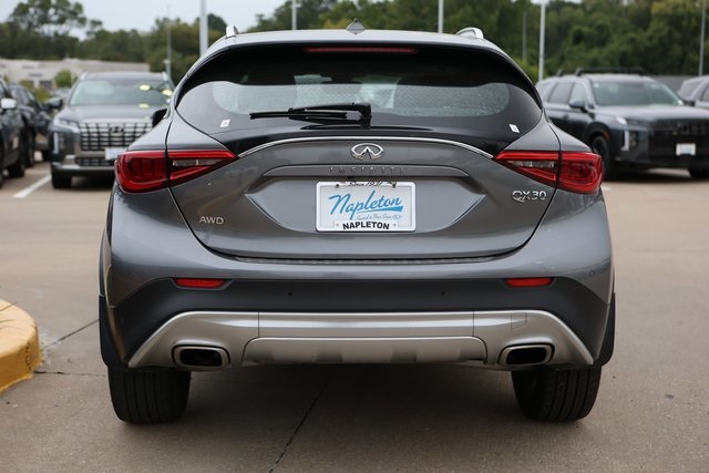 2019 INFINITI QX30 LUXE 5