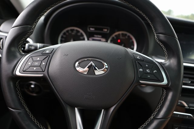 2019 INFINITI QX30 LUXE 9