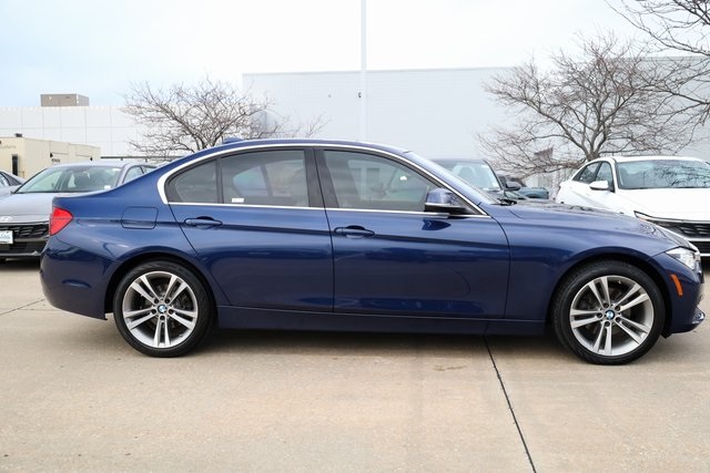 2017 BMW 3 Series 330i xDrive 4