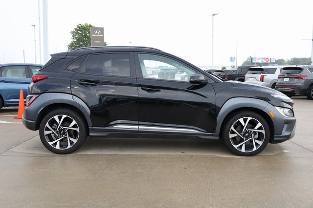 2022 Hyundai Kona Limited 4