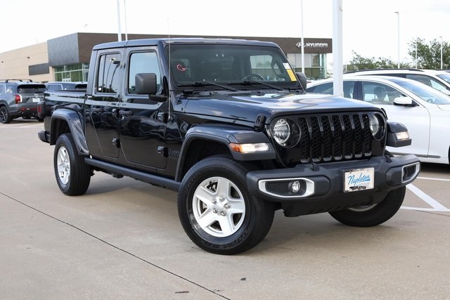 2021 Jeep Gladiator Sport 2