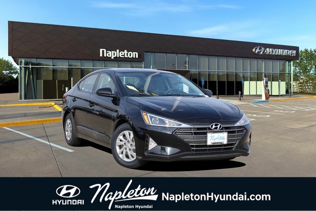 2019 Hyundai Elantra SE 1