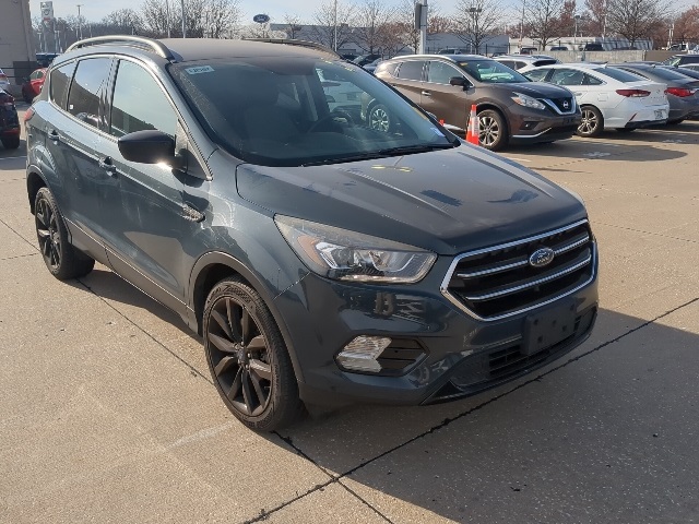 2019 Ford Escape SE 2