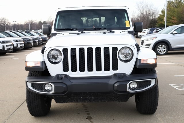 2021 Jeep Gladiator Sport 3