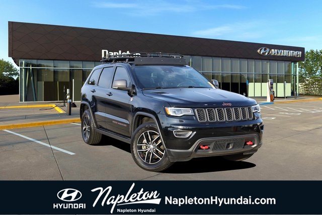 2017 Jeep Grand Cherokee Trailhawk 1