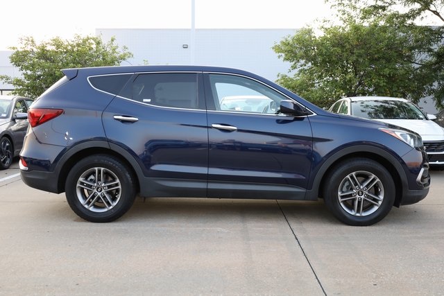 2017 Hyundai Santa Fe Sport 2.4 Base 4