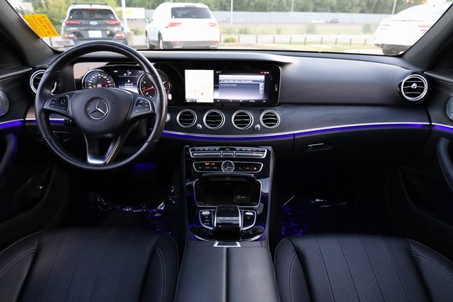 2017 Mercedes-Benz E-Class E 300 9