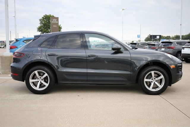 2017 Porsche Macan Base 4