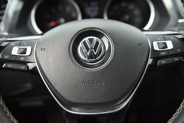 2021 Volkswagen Tiguan 2.0T SEL 11