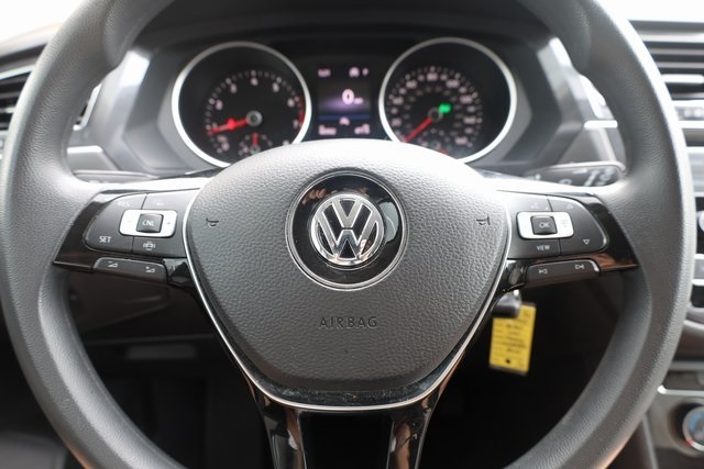 2020 Volkswagen Tiguan 2.0T S 11