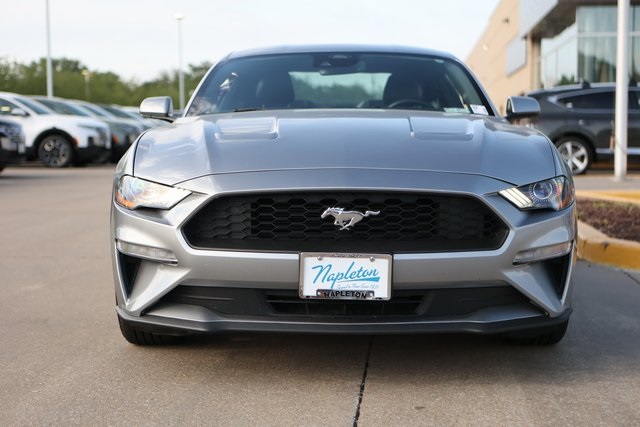 2022 Ford Mustang EcoBoost Premium 3
