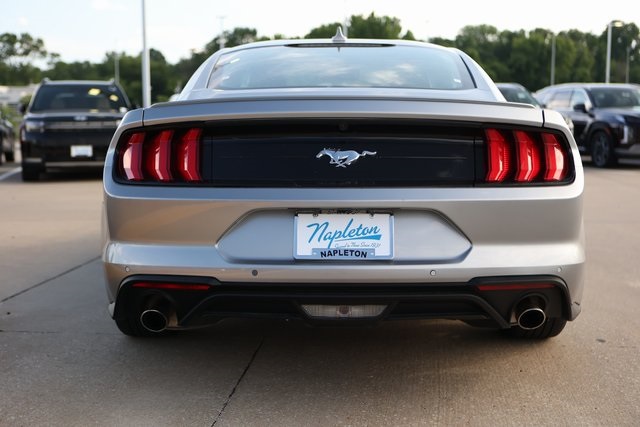 2022 Ford Mustang EcoBoost Premium 6