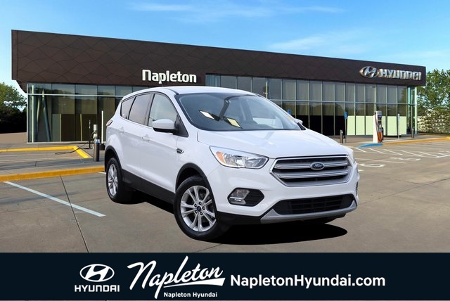 2019 Ford Escape SE 1