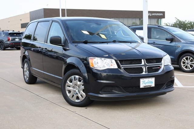 2019 Dodge Grand Caravan SE 2