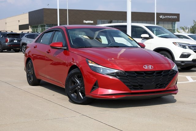 2021 Hyundai Elantra SEL 2