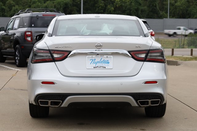 2021 Nissan Maxima SV 6